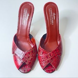 DONALD J PLINER COUTURE RED SNAKE SKIN SLIP ON HEELS